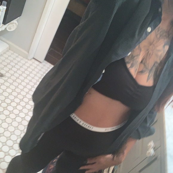 Penguin medium button up long sleeve - Picture 4 of 5